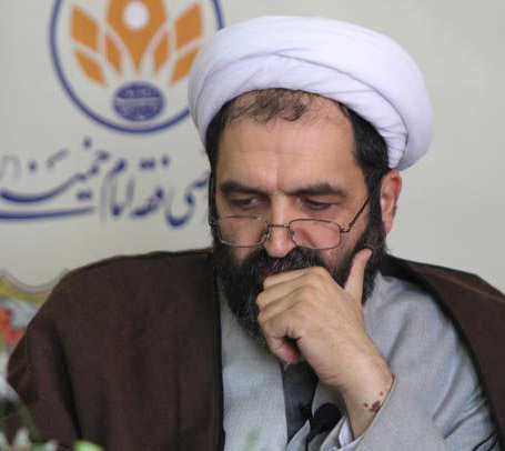 نقش برخی کتب فقهی در ترویج استبداد محمد سروش محلاتی